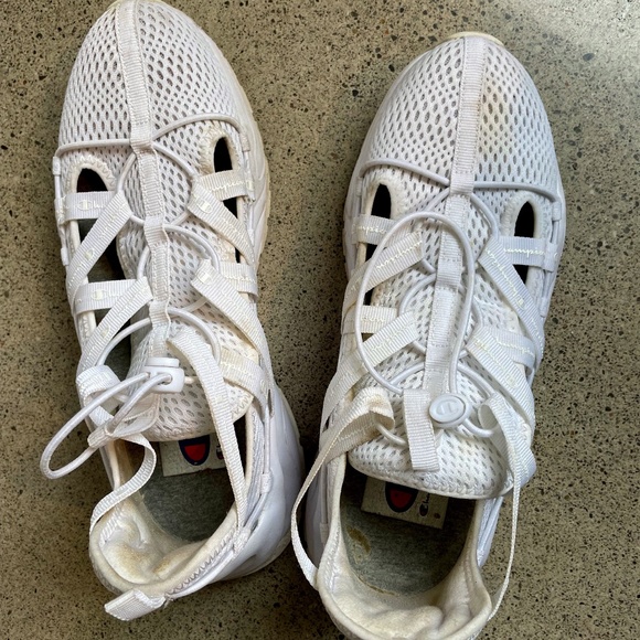 Champion white sandal shoes - Picture 1 of 4